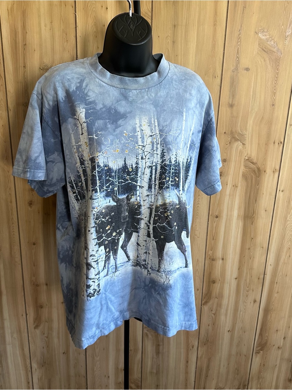 The Mountain 90s Vintage Men's Light Blue Moose Woodland Graphic Tee USA